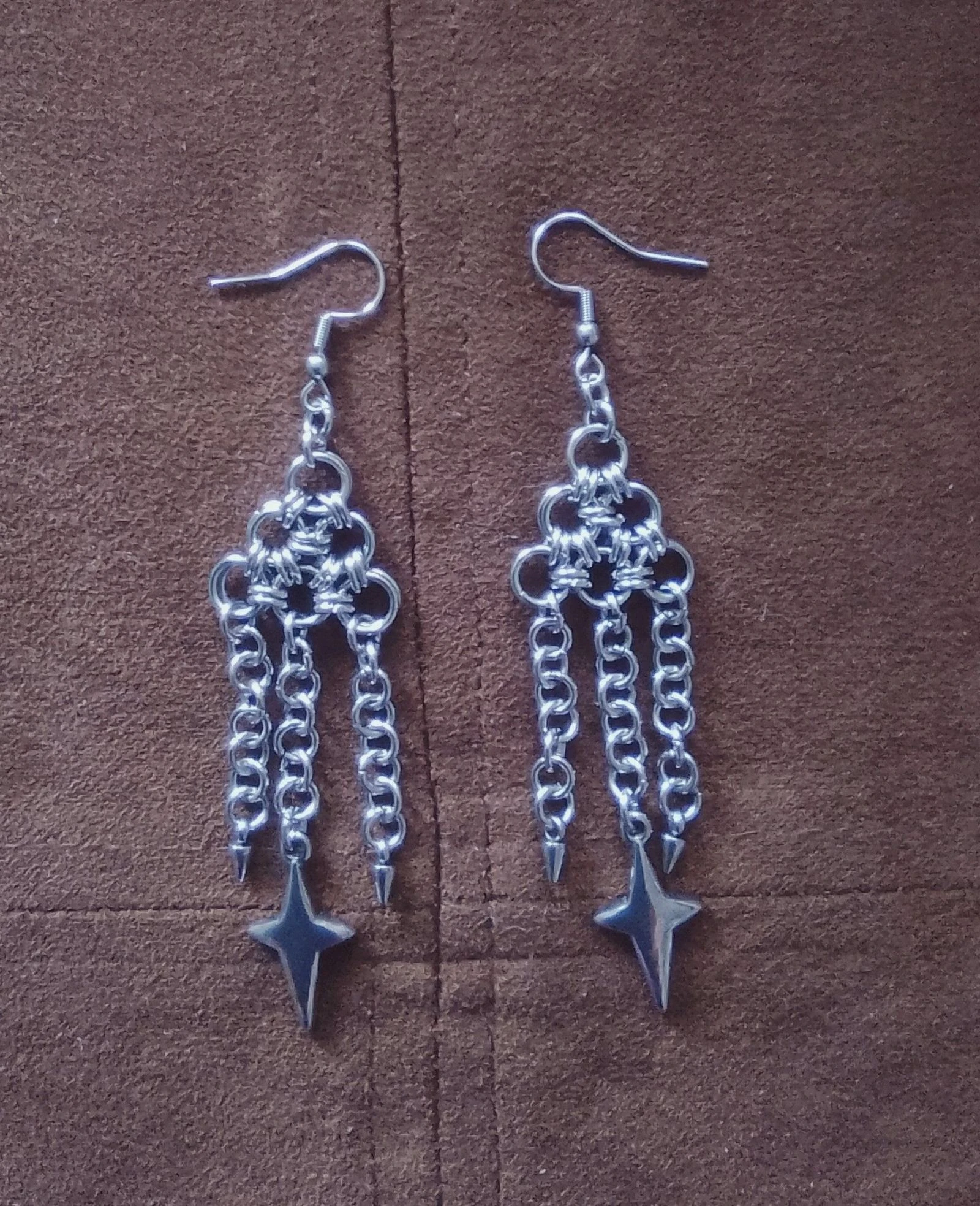 Boucles d'oreilles gothiques chainmail japonais  – photo 3